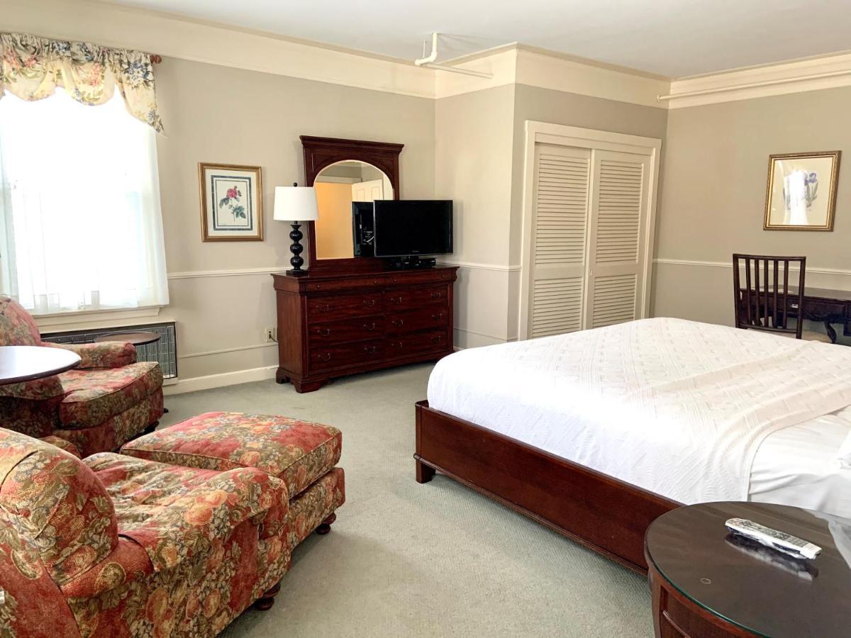 The Inn At Longshore Westport Exterior photo