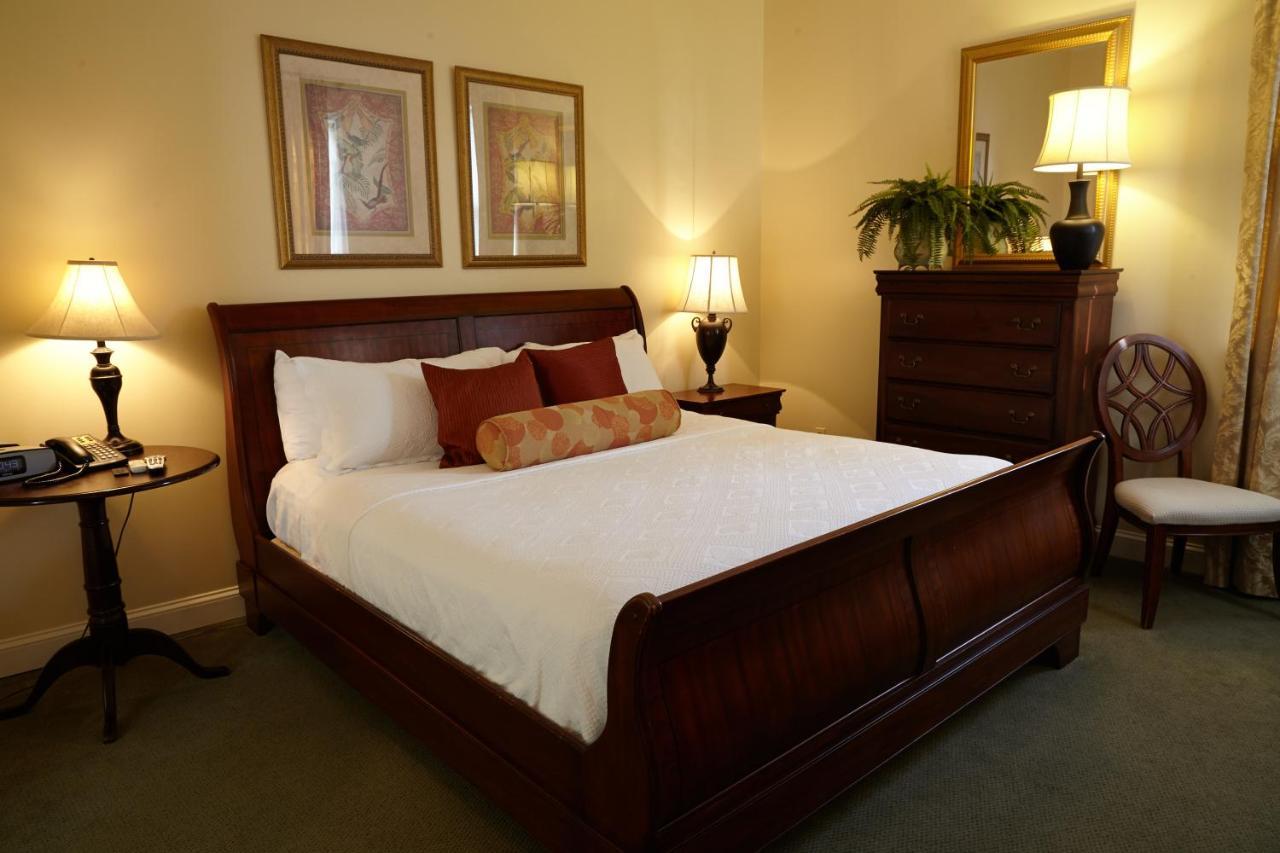 The Inn At Longshore Westport Exterior photo