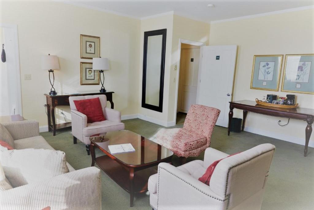 The Inn At Longshore Westport Exterior photo